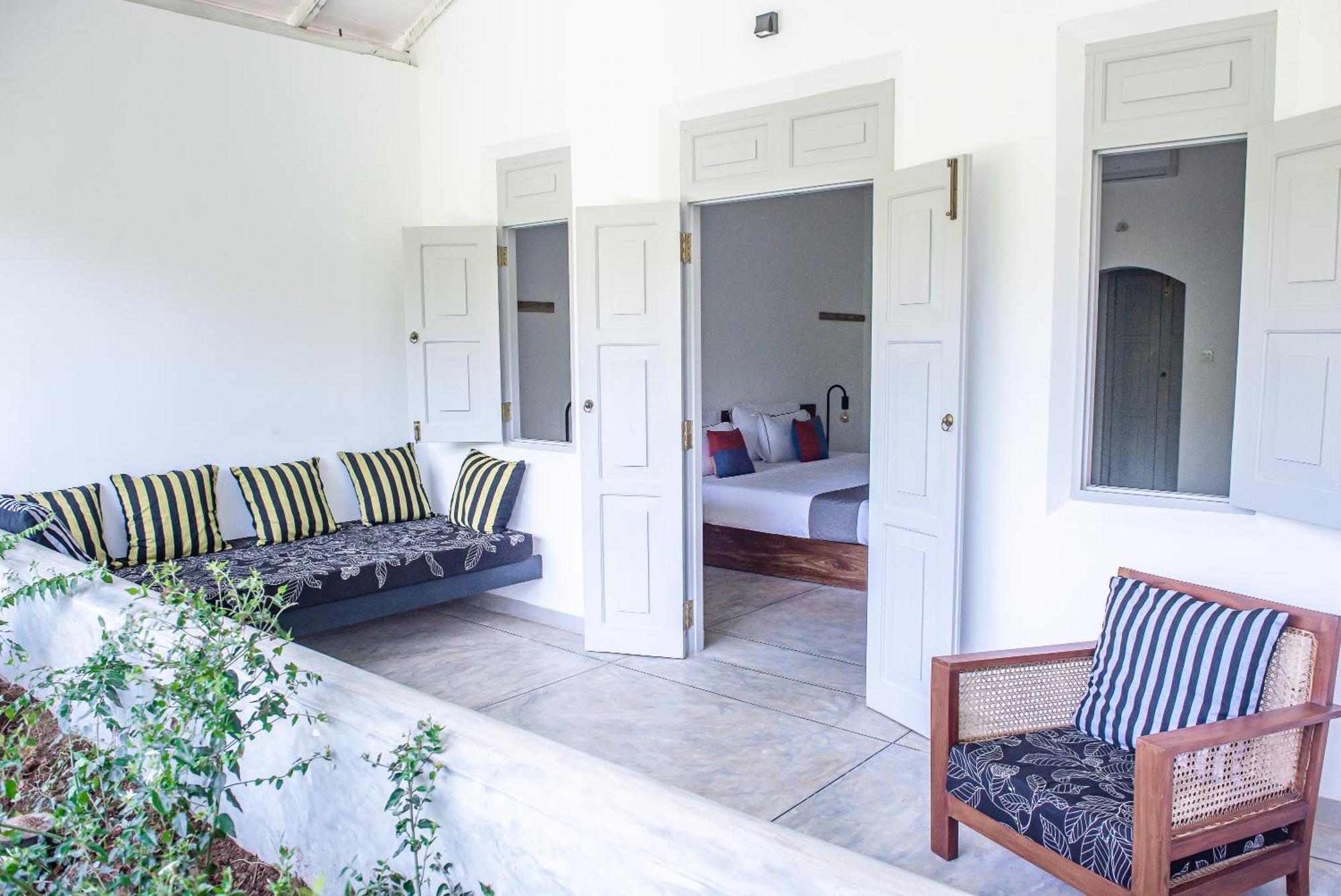 Good Story At Nirbana Island Bed & Breakfast Ahangama Luaran gambar